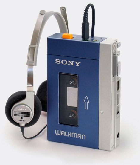 sony-tps-l2-walkman-and-headphones-b